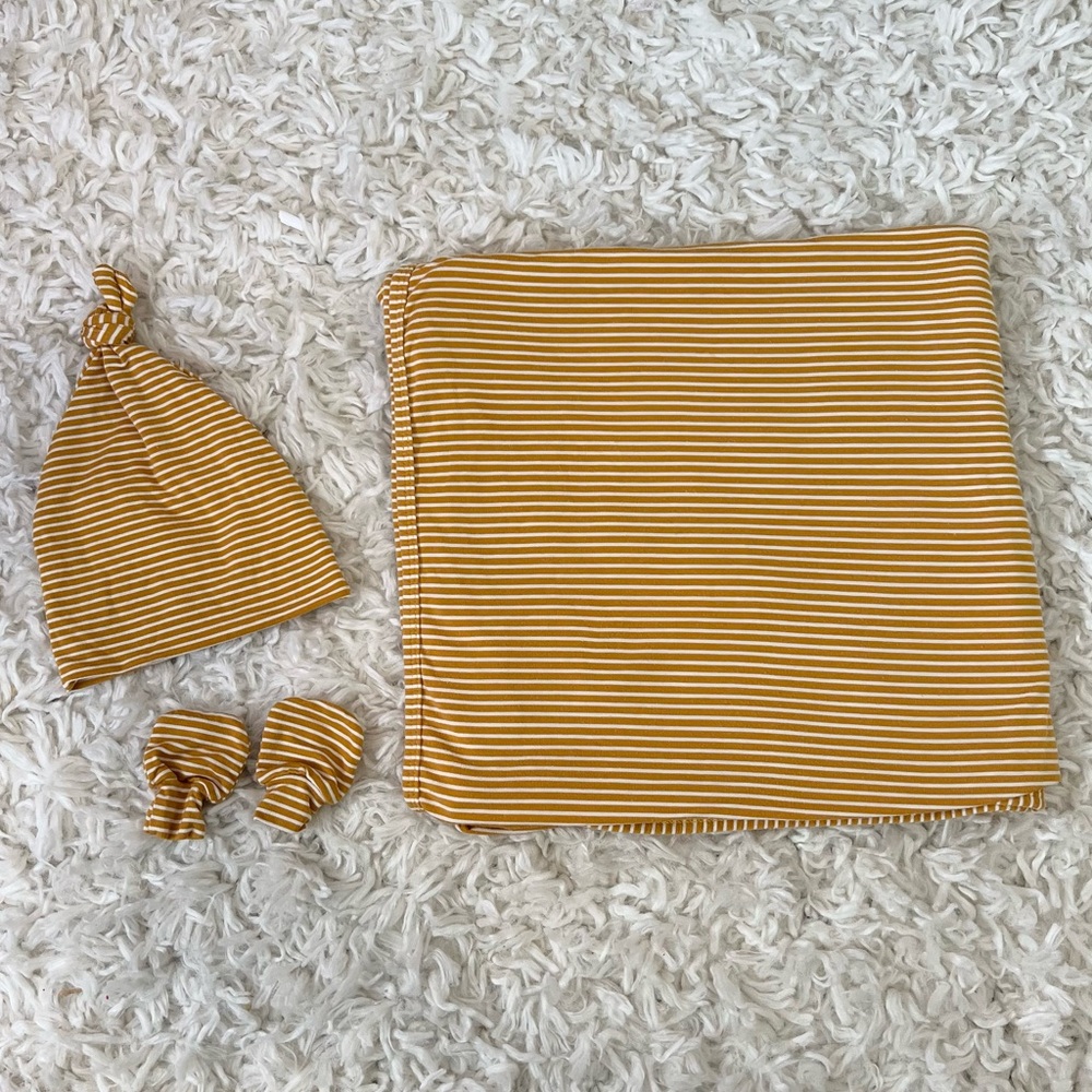 Lou Lou and Company Newborn Essentials Bundle in Camden print